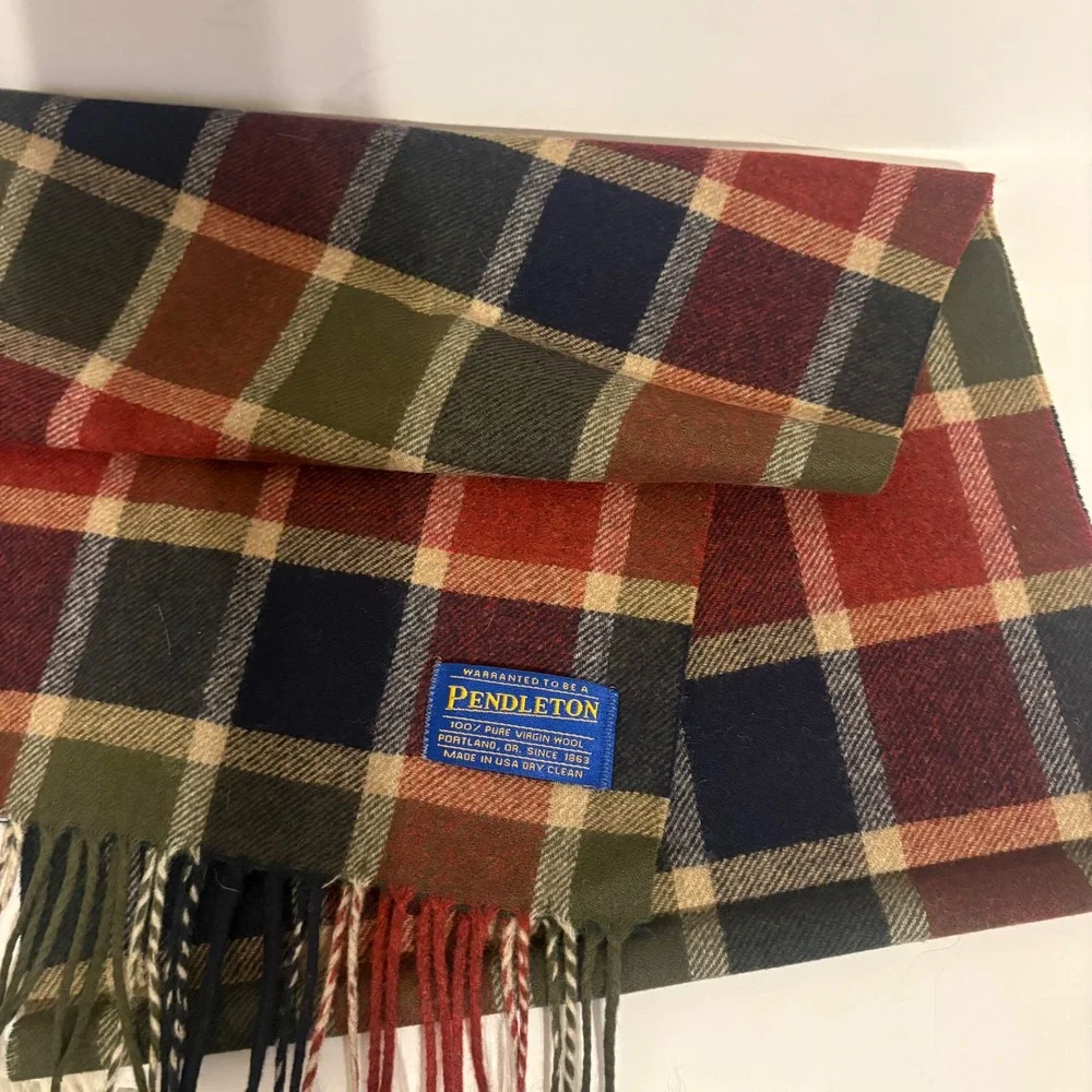 Pendleton Pure Virgin Wool Scarf‎ Plaid Red Blue Green Fringe Made in USA